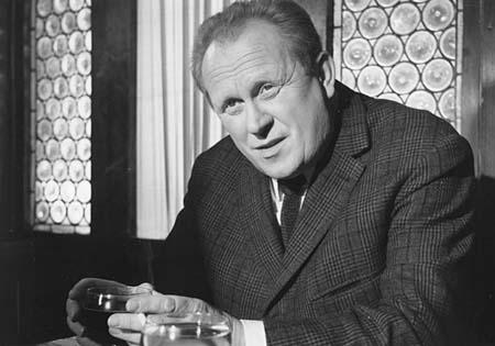 "Das Liebeskarussell. EP 2: Angela" (1965) Gert Fröbe