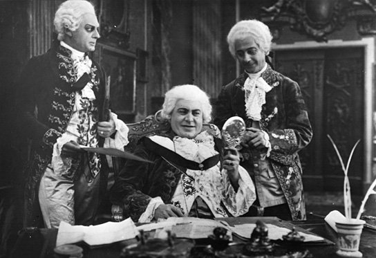 Reinhold Schünzel, Emil Jannings, Paul Biensfeldt (v.l.n.r.) in "Madame Dubarry" (1919) Madame Dubarry, Quelle: Murnau-Stiftung, SDK