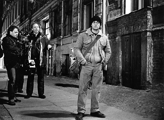 Martin Kukula, Wolfgang Becker, Jürgen Vogel (v.l.n.r.) bei den Dreharbeiten zu "Das Leben ist eine Baustelle" (1995-97) Das Leben ist eine Baustelle, Senator Filmverleih, DIF