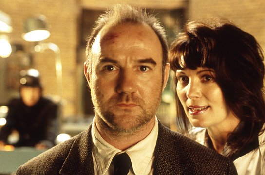 Udo Samel, Iris Berben in "Kondom des Grauens" (1996) Kondom des Grauens, Quelle: Ascot Filmverleih, DIF
