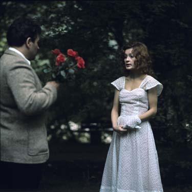 Hans Hirschmüller, Ingrid Caven in "Händler der vier Jahreszeiten" (1971) Händler der vier Jahreszeiten, Quelle: Sammlung Peter Gauhe/DIF