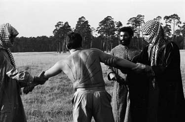 El Hedi ben Salem, Hans Hirschmüller (v.l.n.r.) in "Händler der vier Jahreszeiten" (1971) Händler der vier Jahreszeiten, Quelle: Sammlung Peter Gauhe/DIF