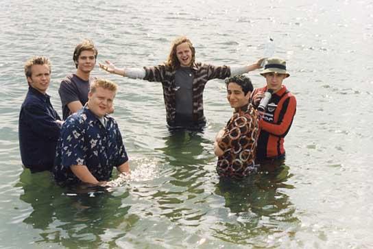 Tim Egloff, Daniel Brühl, Axel Stein, Christian Näthe, Denis Moschitto, Aaron Hildebrand (v.l.n.r.) in "Schule" (2000) Schule; Quelle: Constantin, DIF