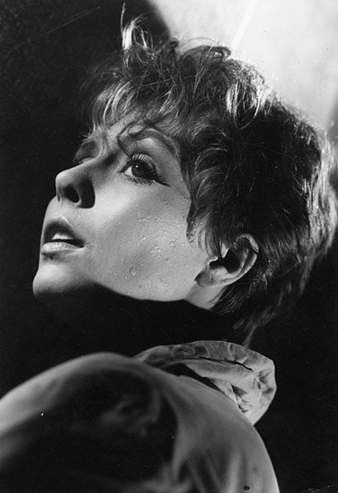 Sonja Ziemann in "Der achte Wochentag" (1957/58) "Der achte Wochentag", Quelle: DIF
