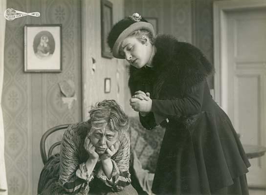 Frida Richard, Henny Porten (v.l.n.r.) Gelöste Ketten