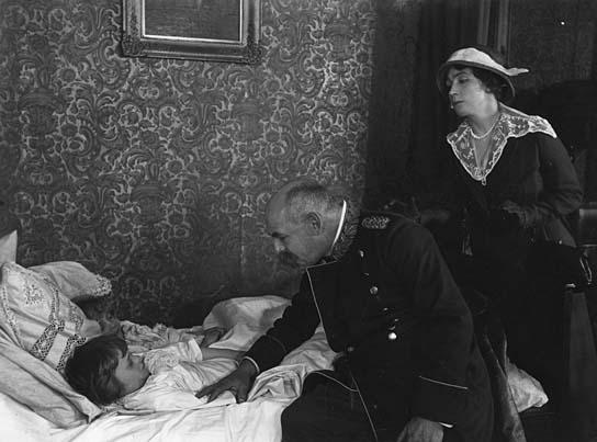 Szene mit Rudolf Biebrach Die rollende Kugel