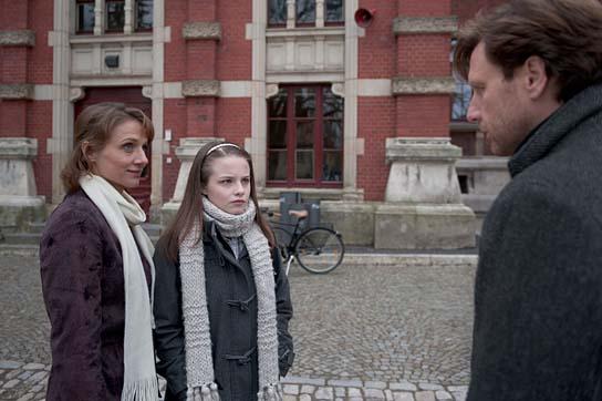 Christina Grosse, Jasna Fritzi Bauer, Hendrik Duryn (v.l.n.r.) Für Elise