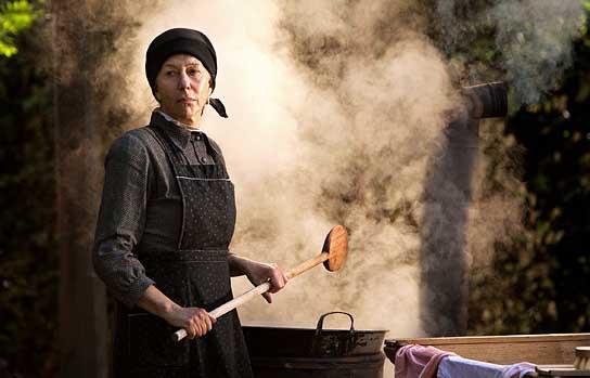 Helen Mirren Hinter der Tür