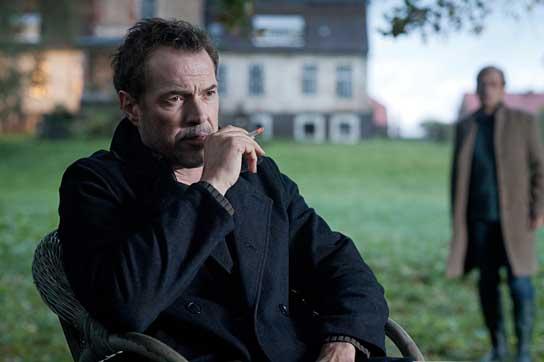 Sebastian Koch, Sylvester Groth (v.l.n.r.) in "Das Wochenende" (2011/12) Das Wochenende
