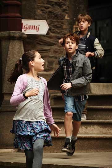 Emily Kusche, Jonas Holdenrieder, Nico Hartung (v.l.n.r.) in "Das kleine Gespenst" (2012/13) Das kleine Gespenst, Quelle: Universum Film, DIF, © Universum Film, W. Wehner
