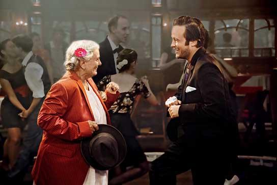Ruth Maria Kubitschek, August Diehl in "Frau Ella" (2012/13) Frau Ella; Quelle: Warner Bros., DIF, © 2013 Warner Bros. Ent.
