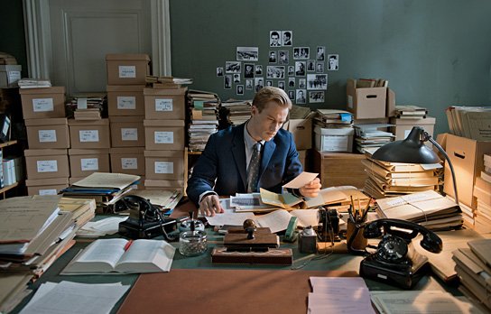 Alexander Fehling in "Im Labyrinth des Schweigens" (2013/14) Im Labyrinth des Schweigens, © CWP Film, Universal Pictures, Heike Ulrich