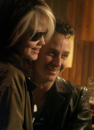 Emilia Schüle, Tom Schilling in "Tod den Hippies, es lebe der Punk" (2014/15) Tod den Hippies, es lebe der Punk, © X Verleih AG, Foto: Nik Konietzny