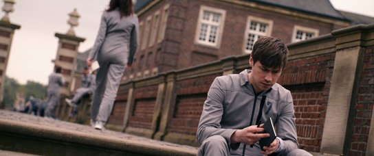 Emilia Schüle, David Kross in "Boy 7" (2014/15) Boy 7, © 2015 Koch Media, Hamster Film, Hands-on Producers
