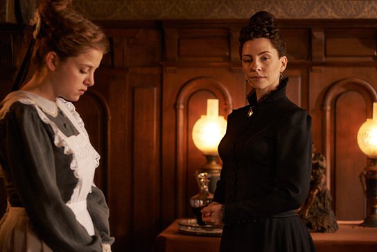 Jella Haase, Katharina Schüttler (v.l.n.r.) in "Heidi" (2014/15) "Heidi", © Studiocanal GmbH, Walter Wehner
