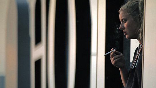 Sina Ebell in "Das fehlende Grau" (2010-14) Das fehlende Grau, Quelle: Nadine Heinze, Marc Dietschreit