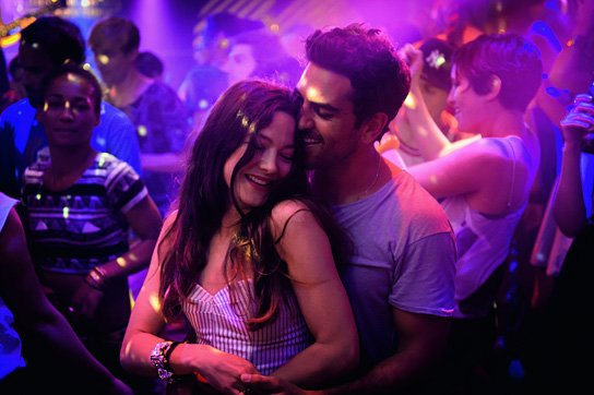 Hannah Herzsprung, Elyas M'Barek in "Traumfrauen" (2014/15) Traumfrauen, © 2015 Warner Bros. Ent., Foto: Stephan Rabold