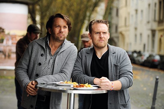 Christian Ulmen, Axel Stein (v.l.n.r.) in "Macho Man" (2014/15) Macho Man, © Bernd Spauke