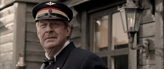 Rolf Lassgård in "Das Löwenmädchen" (2015/16) "Das Löwenmädchen", Quelle: NFP Marketing & Distribution, DIF, © Tom Trambow