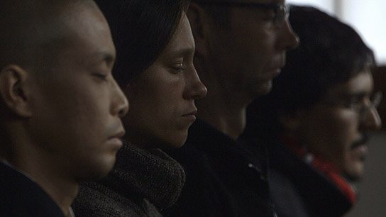Sabine Timoteo (2.v.l.) in "Zen for Nothing" (2014/15) "Zen for Nothing"; Quelle: Zorro Filmverleih, DIF
