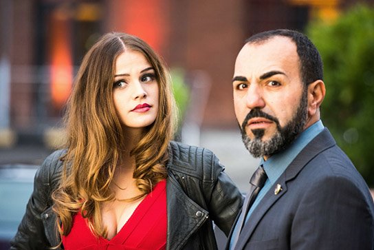 Lisa Tomaschewsky, Adnan Maral in "Verrückt nach Fixi" (2015/16) "Verrückt nach Fixi", © 2016 Constantin Film Verleih, SamFilm GmbH, Marc Reimann