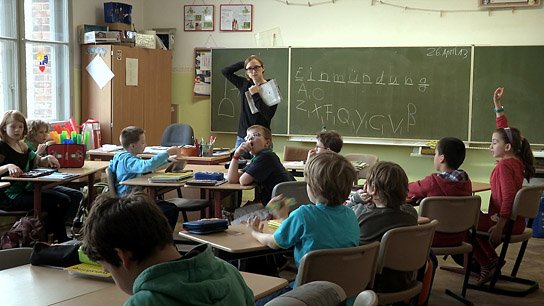 "Zwischen den Stühlen" (2012-16) "Zwischen den Stühlen", © Weltkino Filmverleih
