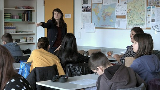 "Zwischen den Stühlen" (2012-16) "Zwischen den Stühlen", © Weltkino Filmverleih