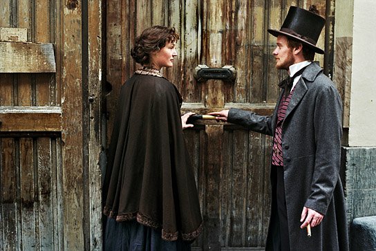 Vicky Krieps, Stefan Konarske in "Der junge Karl Marx" (2015-17) "Der junge Karl Marx", Quelle: Neue Visionen Filmverleih, DIF