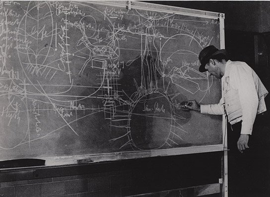 Joseph Beuys bei einem Vortrag am Minneapolis College of Art and Design, Minneapolis, USA, 1974 ("Beuys", 2015-17) "Beuys", Quelle: Piffl Medien, DIF, © zero one film, Klaus Staeck