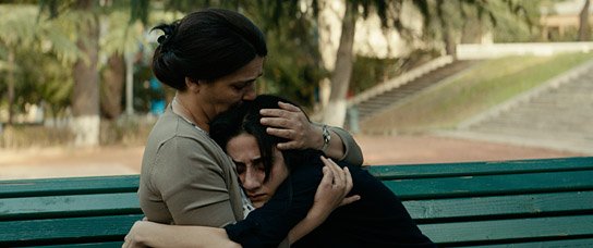 Ia Shugliashvili, Tsisia Qumsishvili (v.l.n.r.) in "Meine glückliche Familie" (2016/17) "Meine glückliche Familie", Quelle: Zorro Filmverleih, DIF