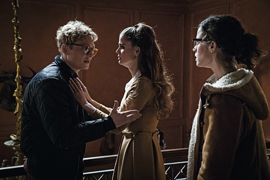 Matthias Schweighöfer, Lisa Tomaschewsky, Anne Schäfer (v.l.n.r.) in "Hot Dog" (2017) "Hot Dog", Quelle: Warner Bros. Pictures Germany, DIF, © 2017 Warner Bros. Ent.