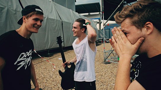 Fabian Halbig, Johannes Halbig, Maximilian Schlichter (v.l.n.r.) in "Immer noch jung - 15 Jahre Killerpilze" (2017) "Immer noch jung - 15 Jahre Killerpilze", © Nordpolaris