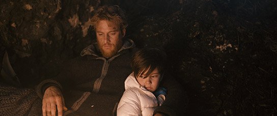 Alexander Fehling, Arian Montgomery (v.l.n.r.) in "Drei Zinnen" (2017) "Drei Zinnen", Quelle: NFP Marketing & Distribution, DIF, © Rohfilm Productions
