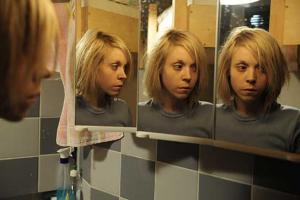 Antonia Campbell-Hughes in "3096 Tage" (2012/13) 3096 Tage