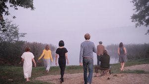 Brigitte Böttrich, Milena Dreißig, Alexandra Finder, Matthias Lier, Oliver Törner, Frank Jacobsen, Natalia Rudziewicz (v.l.n.r.) in "Antons Fest" (2011-13) "Antons Fest"; Quelle: daredo media, DIF