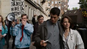 Toby Kebbell (2.v.r.), Karine Vanasse in "Buddha's Little Finger" (2012-15) Buddha's Little Finger, Quelle: Farbfilm Verleih, DIF, © Rohfilm GmbH