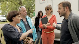 Eva Löbau, Maciej Sykala, Laura Tonke, Samuel Finzi (vorne v.l.n.r.) in "Worst Case Scenario" (2012-14) Worst Case Scenario, © Kawe Vakil
