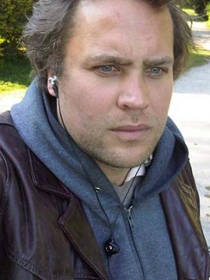 Ulf Behrens Ulf Behrens