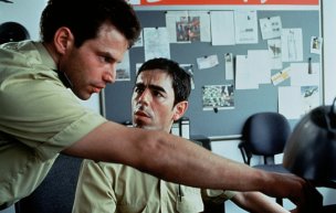 Johannes Brandrup, Oscar Ortega Sánchez (v.l.n.r.) in "36 Stunden Angst - Ein Vater kämpft um sein Kind" (1998) 36 Stunden Angst - Ein Vater kämpft um sein Kind
