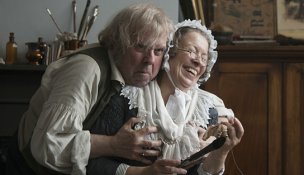 Timothy Spall, Marion Bailey in "Mr. Turner - Meister des Lichts" (2013/14) Mr. Turner - Meister des Lichts, © 2014 PROKINO Filmverleih GmbH