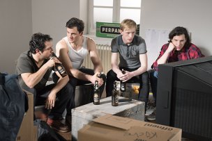Fahri Yardim, Torben Liebrecht, David Zimmerschied, Bastian Hagen (v.l.n.r.) in "Whatever Happens" (2017) "Whatever Happens", © Universum Film, Foto: Marc Reimann