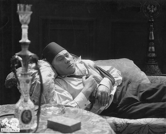 Paul Wegener in "Dagfin" (1926)
