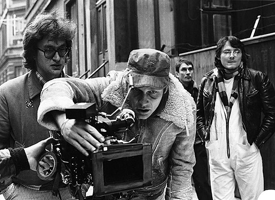 Wim Wenders, Robby Müller, Martin Müller (v.l.n.r.) bei den Dreharbeiten zu "Der amerikanische Freund" (1976/77) Der amerikanische Freund, Quelle: FMD