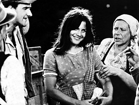 Michael Strixner (links), Angela Winkler (Mitte) in "Jagdszenen aus Niederbayern" (1968/69) Jagdszenen aus Niederbayern, Quelle: DIF