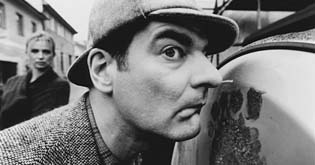 Heinrich Schafmeister (vorne) in "Der Bär ist los!" (2000)