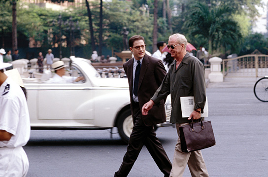Brendan Fraser, Michael Caine (v.l.n.r.) in "Der stille Amerikaner" (2001/02) Der stille Amerikaner, Quelle: Universum Film, DIF