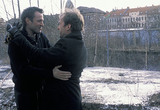 Sebastian Koch, Ulrich Noethen (v.l.n.r.) in "Das fliegende Klassenzimmer" (2002) Das fliegende Klassenzimmer, Quelle: Constantin, DIF