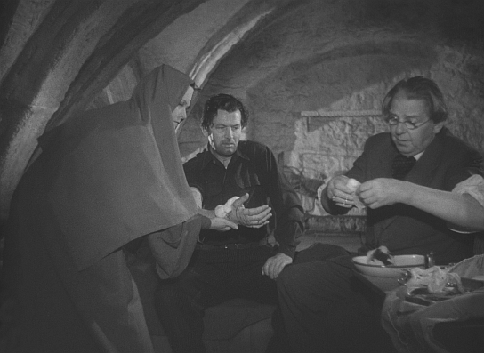 Olga Tschechowa, Frits van Dongen (Mitte) in "Hinter Klostermauern" (1951/52) Hinter Klostermauern