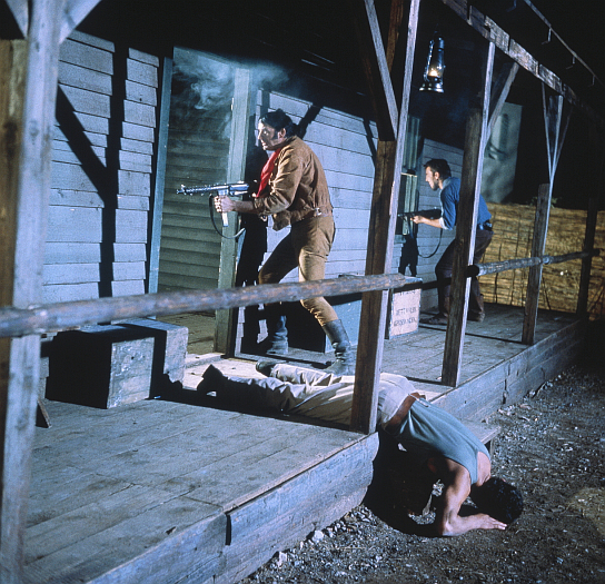 "Die Banditen vom Rio Grande" (1965)