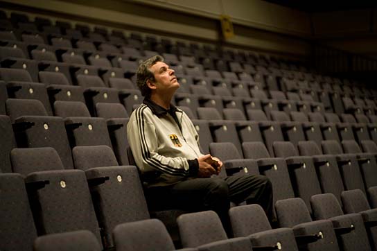Danny Huston in "Playoff" (2010/11) Playoff